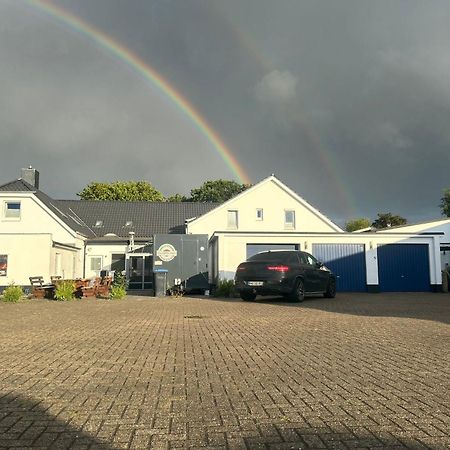 Tauwerk Hotel Вилхелмсхафен Екстериор снимка