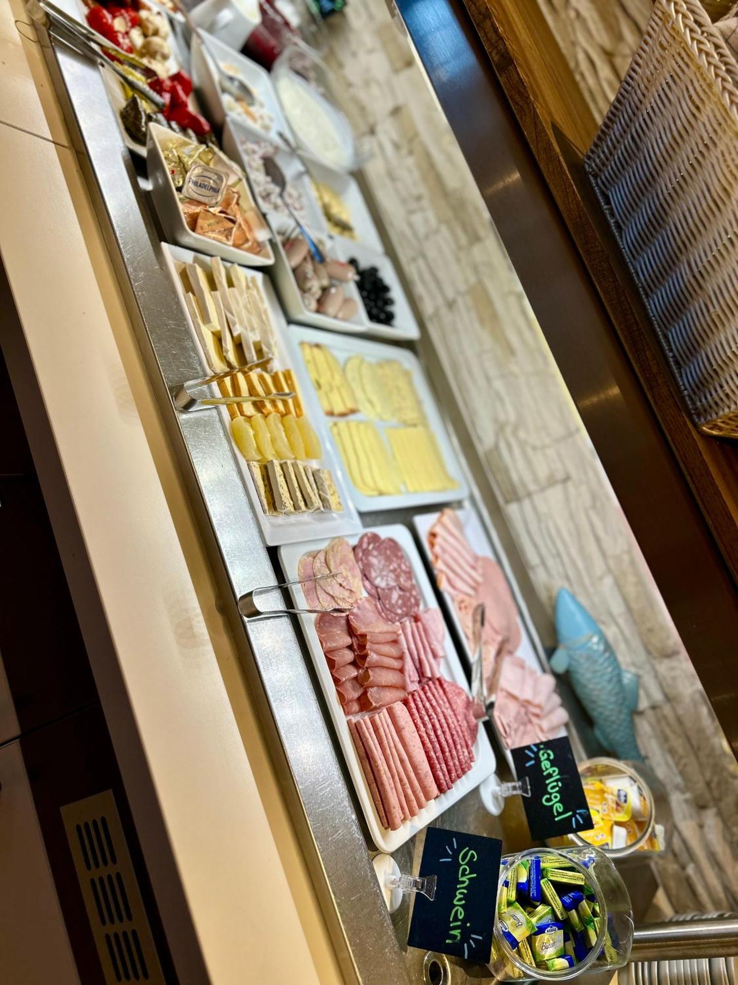 Tauwerk Hotel Вилхелмсхафен Екстериор снимка