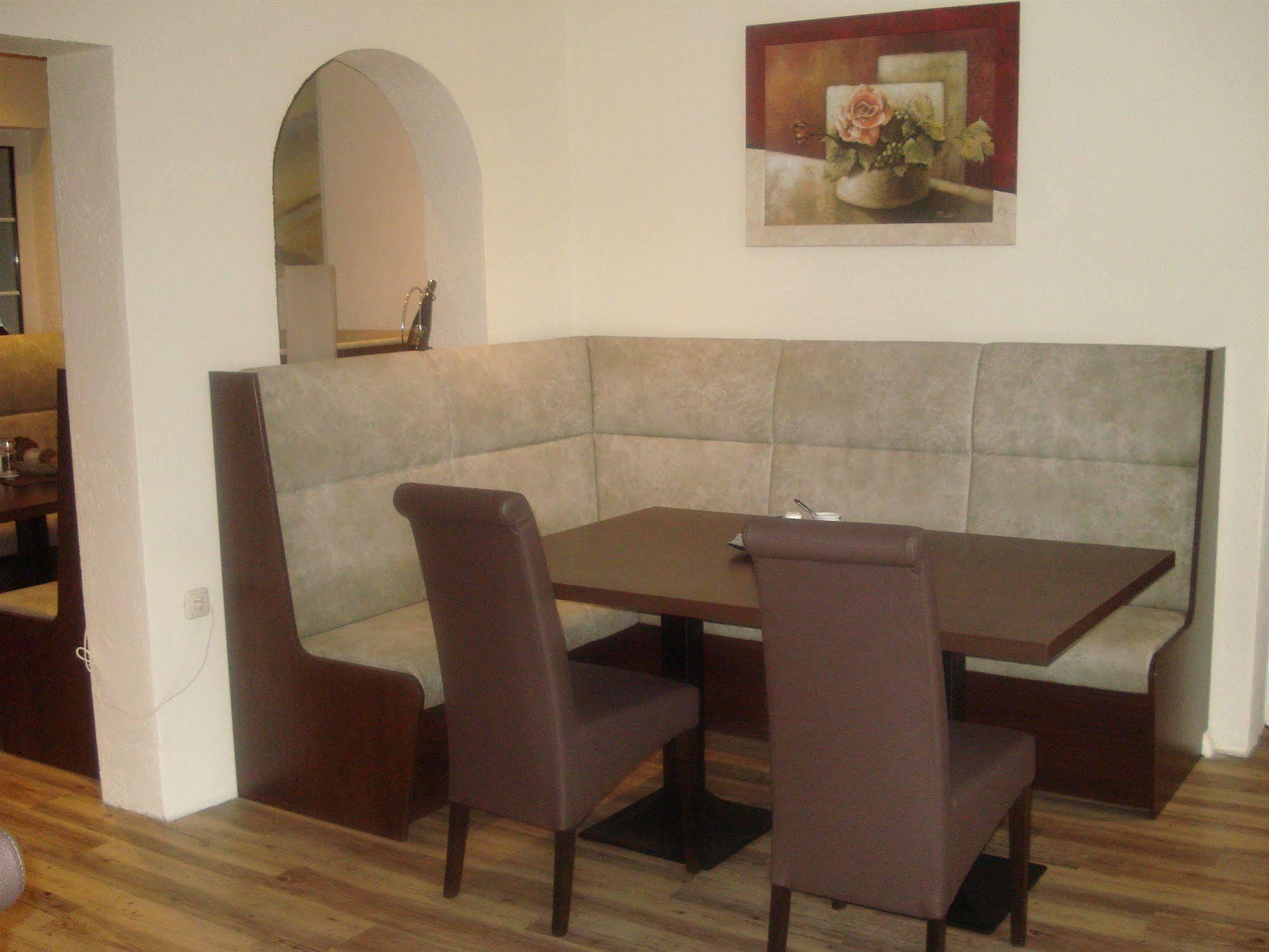 Tauwerk Hotel Вилхелмсхафен Екстериор снимка